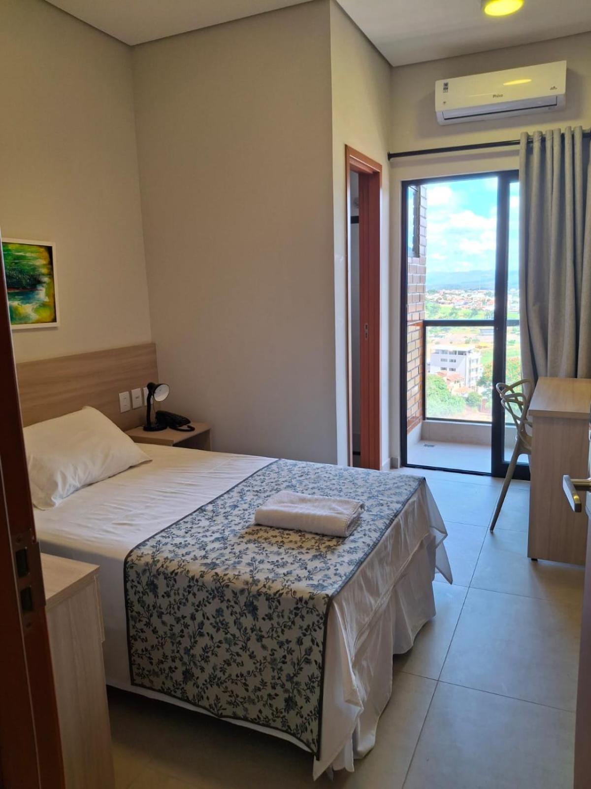 Single Room,1730054596:JPEG